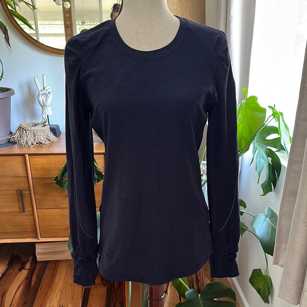 NWOT HTF Lululemon Running Shirt